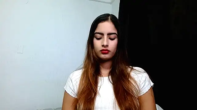 Nicol xx1 online show from May 12, 5:26 am