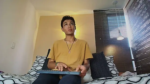 Damon Salvarote S online show from February 23, 8:06 pm