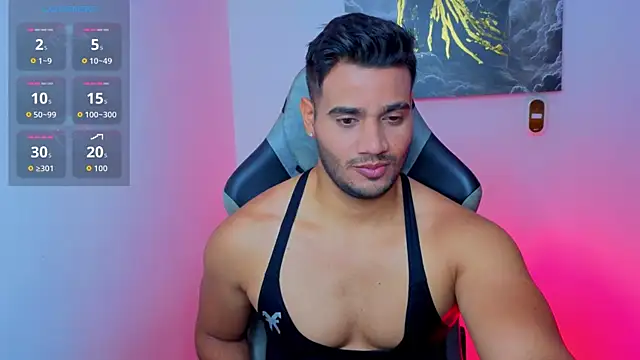 AndresRodriguez1 online show from May 29, 1:09 pm