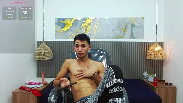 JDWhite18 online show from March 10, 4:06 am