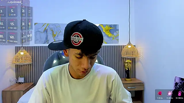 JDWhite18 online show from July 31, 3:11 pm