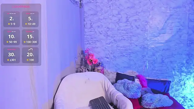 shaden  online show from July 18, 12:59 am