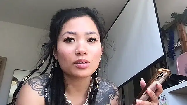 222goddess444you online show from April 5, 10:07 pm