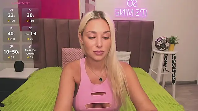 MIla Stunning online show from July 16, 1:22 am