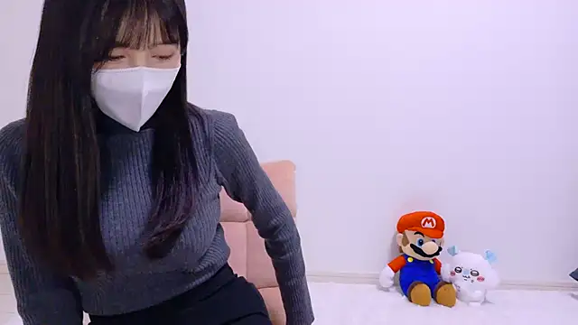 Snapshot of The_Ami_jp chatting on March 4, 10:10 am The Ami jp online show from March 4, 10:10 am