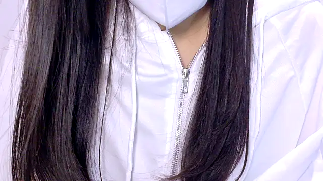 Snapshot of The_Ami_jp chatting on March 8, 2:15 am The Ami jp online show from March 8, 2:15 am