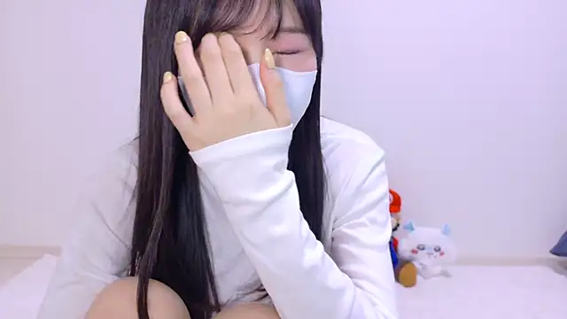 Snapshot of The_Ami_jp chatting on March 9, 10:08 am The Ami jp online show from March 9, 10:08 am