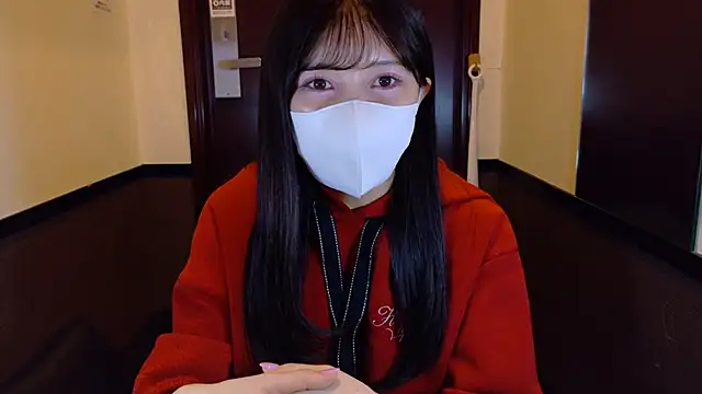 Snapshot of The_Ami_jp chatting on March 27, 8:37 am The Ami jp online show from March 27, 8:37 am