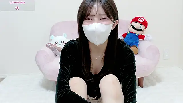 Snapshot of The_Ami_jp chatting on April 6, 7:20 am The Ami jp online show from April 6, 7:20 am