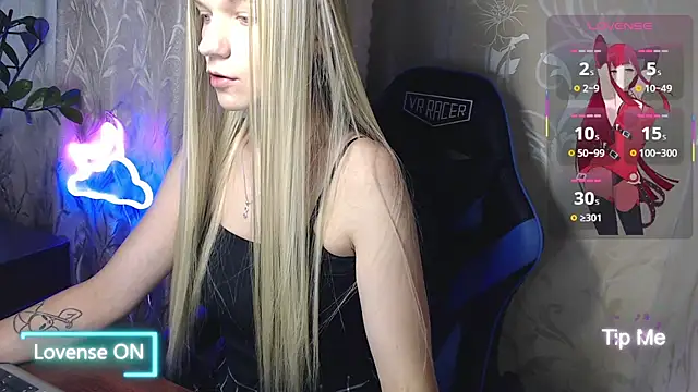 Shiny Victoria online show from July 30, 8:57 am
