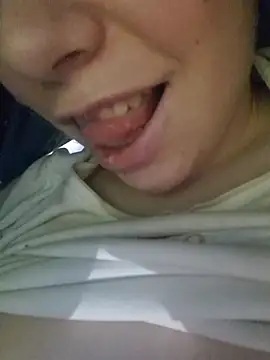 Snapshot of miraevelina chatting on February 11, 9:14 am miraevelina online show from February 11, 9:14 am