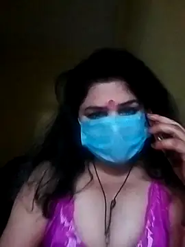 Snapshot of kumkum05 chatting on February 8, 9:13 am kumkum05 online show from February 8, 9:13 am