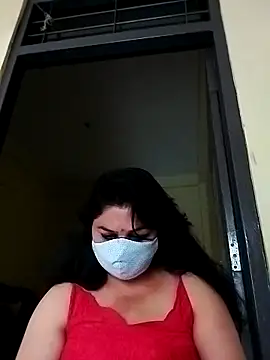 Snapshot of kumkum05 chatting on April 5, 11:07 am kumkum05 online show from April 5, 11:07 am