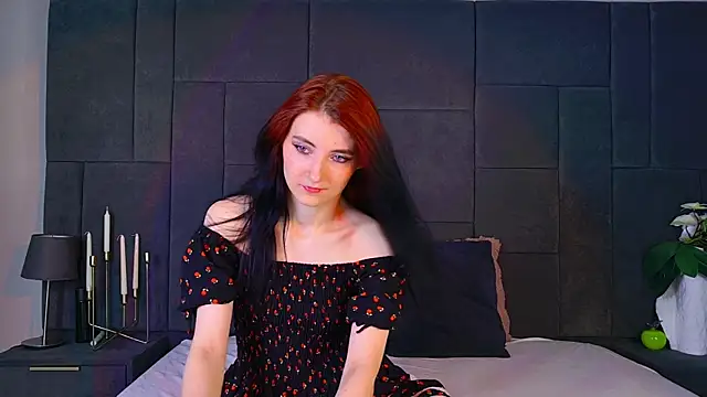 NicoleLuxe online show from July 31, 4:39 pm