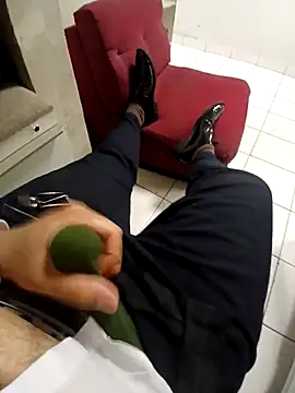 Snapshot of Taboada20 chatting on February 3, 7:52 pm Taboada20 online show from February 3, 7:52 pm