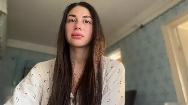 Snapshot of LiluMartiznir chatting on May 27, 5:37 am LiluMartiznir online show from May 27, 5:37 am