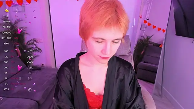 Snapshot of AutumnWhisper chatting on February 18, 9:00 pm AutumnWhisper online show from February 18, 9:00 pm