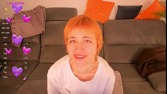 Snapshot of AutumnWhisper chatting on March 4, 8:59 pm AutumnWhisper online show from March 4, 8:59 pm