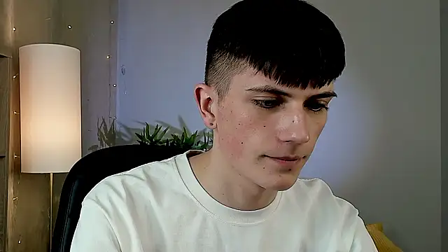 Rony Joy online show from March 5, 7:32 pm