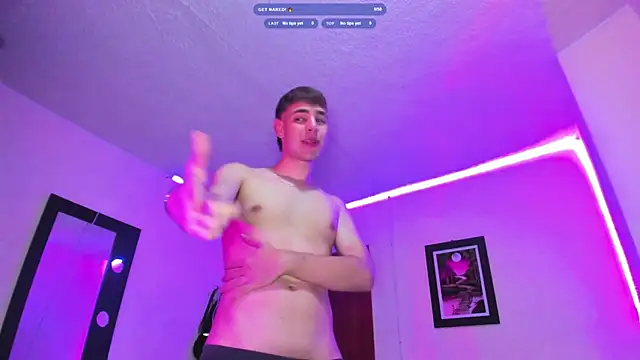 Snapshot of PapiNoha69 chatting on March 11, 3:01 am PapiNoha69 online show from March 11, 3:01 am