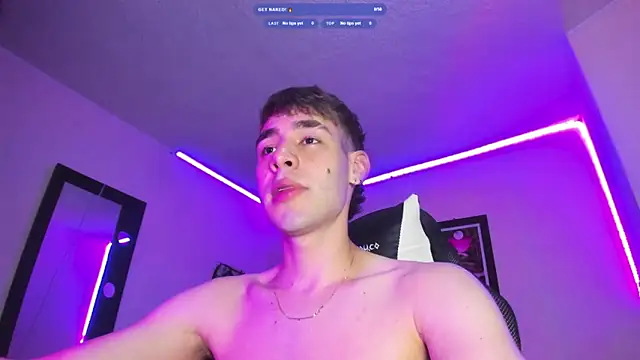 Snapshot of PapiNoha69 chatting on March 16, 3:34 am PapiNoha69 online show from March 16, 3:34 am