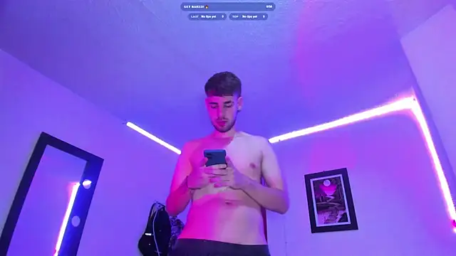 PapiNoha69 online show from May 11, 2:39 am