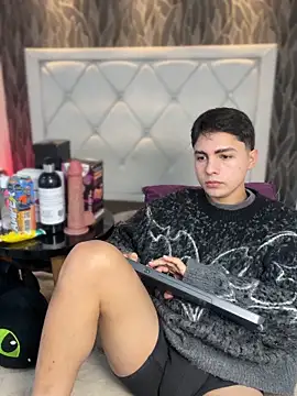 Samu Hott online show from February 25, 8:18 pm