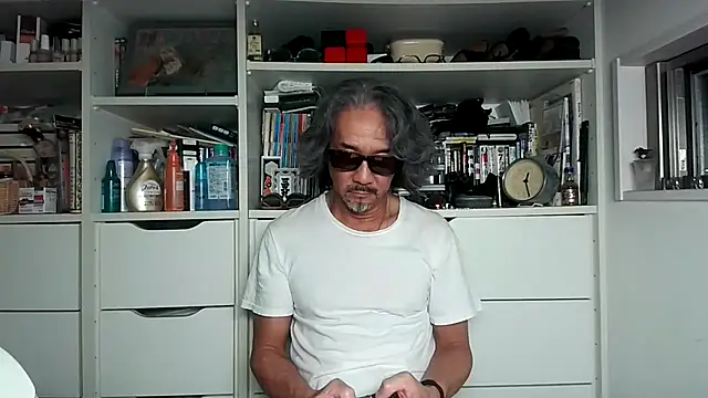 Snapshot of MtaS1 chatting on July 29, 3:21 pm MtaS1 online show from July 29, 3:21 pm