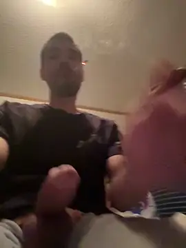 Snapshot of tommattsonn chatting on May 13, 8:55 am tommattsonn online show from May 13, 8:55 am