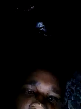 Snapshot of blueboy353 chatting on July 21, 4:15 am blueboy353 online show from July 21, 4:15 am