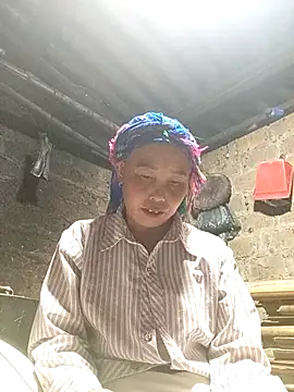 lena-cute online show from May 2, 1:49 pm