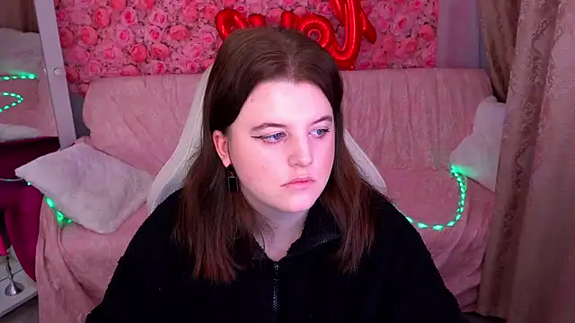 KristiFoxy online show from February 25, 6:23 am