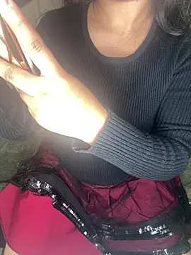 Snapshot of nauty_girl_shalu chatting on February 17, 5:15 am nauty girl shalu online show from February 17, 5:15 am