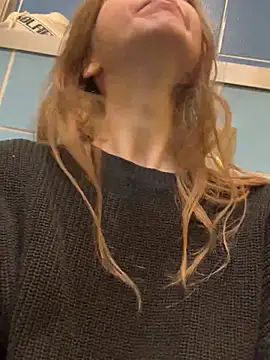 Bubble Chloe online show from February 19, 11:50 am