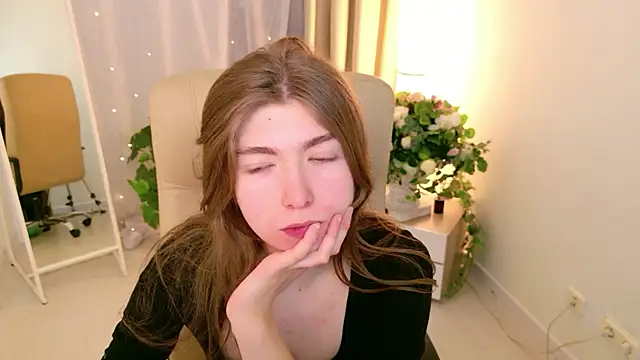 Bubble Chloe online show from April 26, 1:53 pm