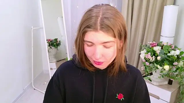 Bubble Chloe online show from May 1, 1:37 pm