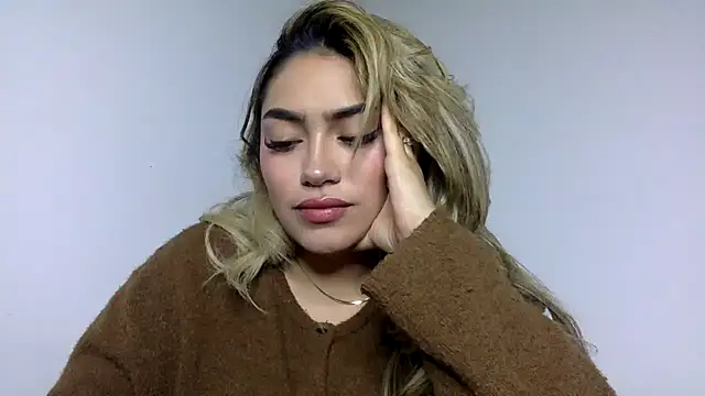 Maddy Beluci online show from July 16, 1:00 am