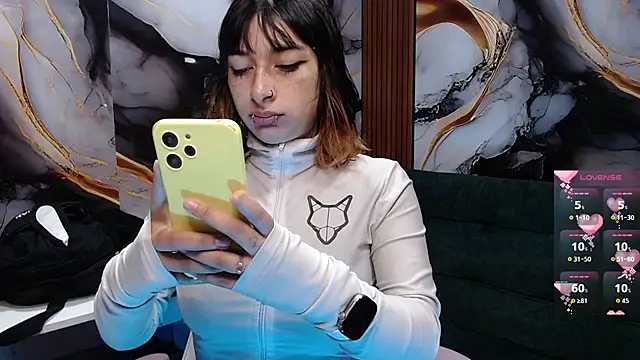 Snapshot of _weird_sativa chatting on July 30, 11:31 am weird sativa online show from July 30, 11:31 am