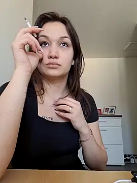 RoxyWeb18 online show from March 3, 9:48 am