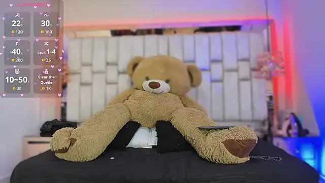 NikkiKros online show from March 8, 4:05 am