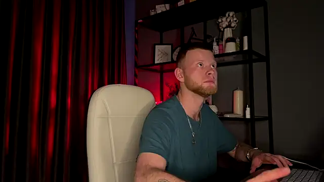 Snapshot of Adam_ice chatting on March 1, 2:19 pm Adam ice online show from March 1, 2:19 pm