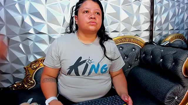 Carolina-Lenon online show from March 11, 7:31 pm