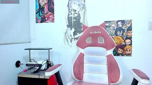 Carolina-Lenon online show from March 16, 7:51 pm