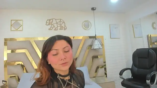 Goldentemptation  online show from April 30, 1:28 pm