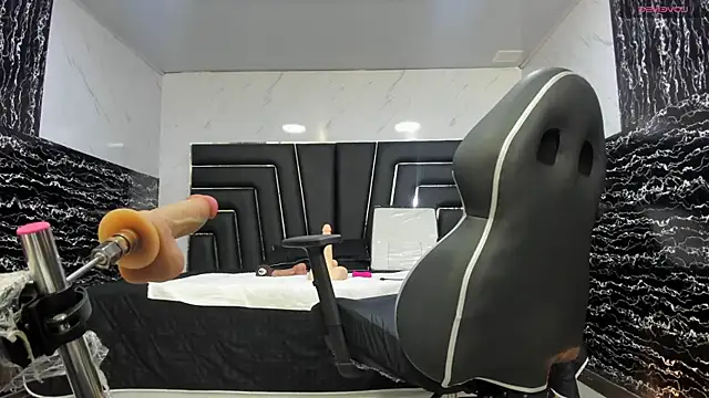 Ladyy Scarlett online show from July 30, 3:05 am