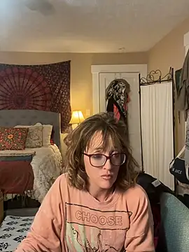 BrookiesLife online show from June 20, 2:14 am