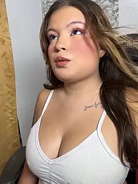 ladycharlottex online show from August 2, 7:45 pm