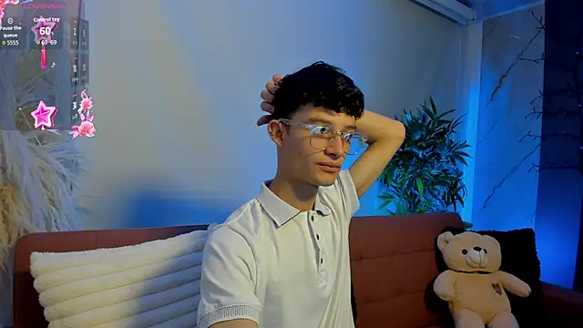 Patrick Howland  online show from March 9, 3:32 am