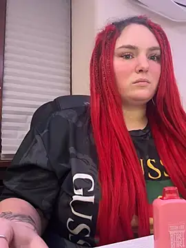 Esteri Moon online show from February 8, 5:38 pm