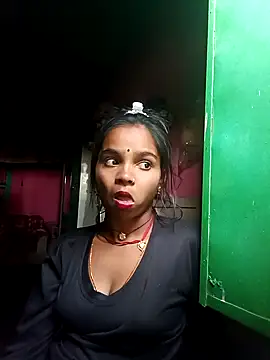 Snapshot of Cut_ikina chatting on February 5, 10:53 am Cut ikina online show from February 5, 10:53 am